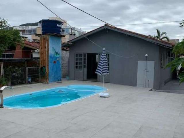 Casa para Venda em Florianópolis, Ingleses, 5 dormitórios, 1 suíte, 2 banheiros, 6 vagas