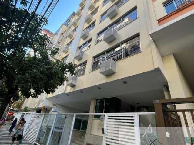 Apartamento para Venda em Niterói, Icaraí, 3 dormitórios, 1 suíte, 1 banheiro, 1 vaga