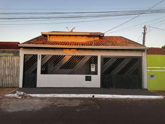 Casa para Venda em Campo Grande, Conjunto Aero Rancho, 3 dormitórios, 1 suíte, 2 banheiros, 2 vagas