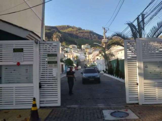 Casa duplex a venda com 4 suítes na Taquara - Jacarepaguá - Camorim – Rio de Janeiro - RJ