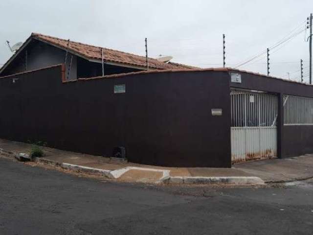 Casa com 3 quartos à venda na Rua Canário, S/N, Recanto dos Pássaros, Cuiabá por R$ 260.000