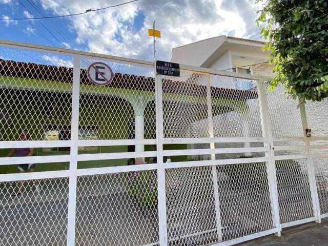 Casa com 3 quartos à venda na Avenida Miguel Sutil, s/n, Cidade Alta, Cuiabá por R$ 330.000