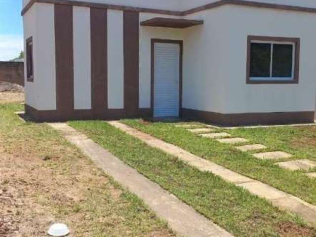 Casa com 2 quartos à venda na Avenida B, 135, Parque Residencial Tropical Ville, Cuiabá por R$ 230.000