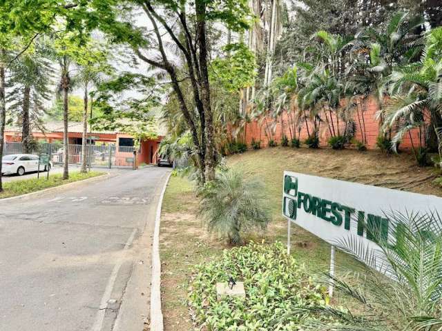 Vemdo terreno de 1.743m no condomínio Forest Hills - Granja Viana