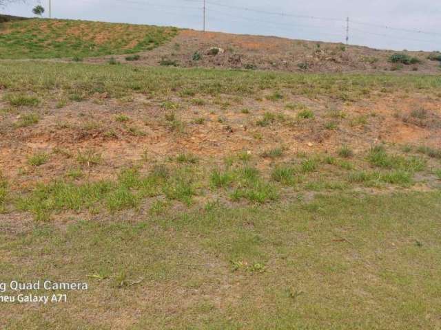 Lindo terreno em condomínio