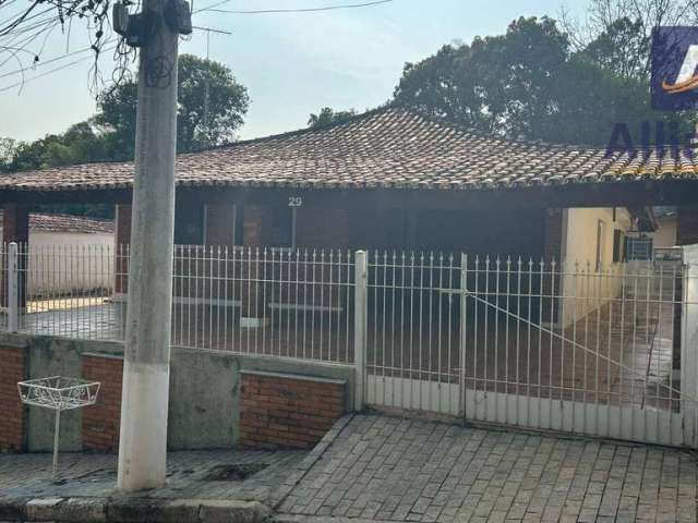 Casa com 3 dormitórios para alugar, 180 m² por R$ 4.085/mês - Vila Caldana - Louveira/SP