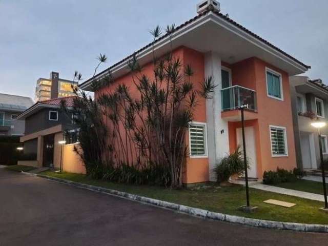 Casa em condomínio fechado com 3 quartos à venda na Rua Scharfenberg de Quadros, Centro, São José dos Pinhais, 124 m2 por R$ 965.000