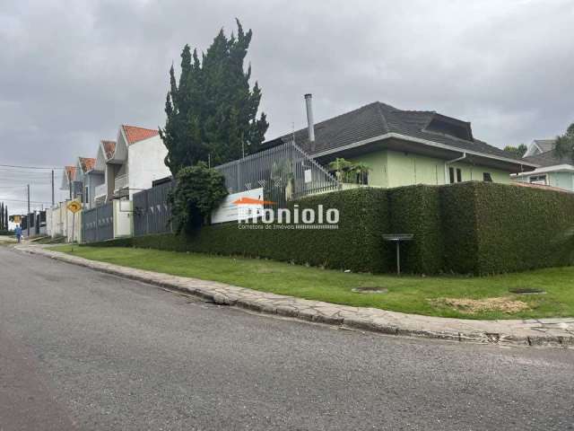 Casa com 4 quartos à venda na Rua Guilherme Nievola, Xaxim, Curitiba, 350 m2 por R$ 1.550.000