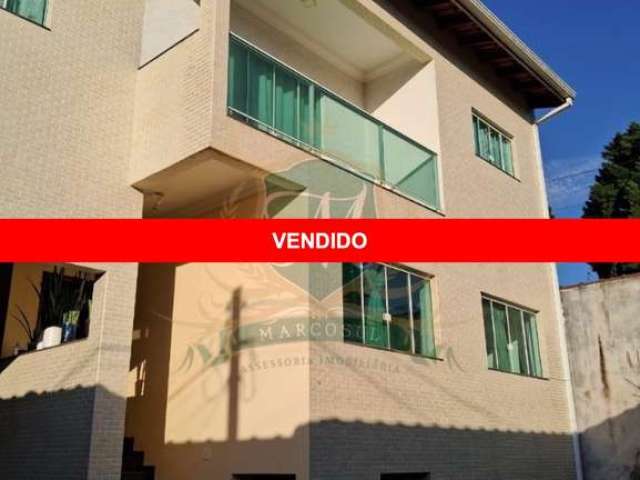 Casa com 4 quartos à venda no Pineville, Pinhais  por R$ 550.000