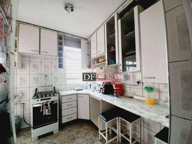 Apartamento em Artur Alvim