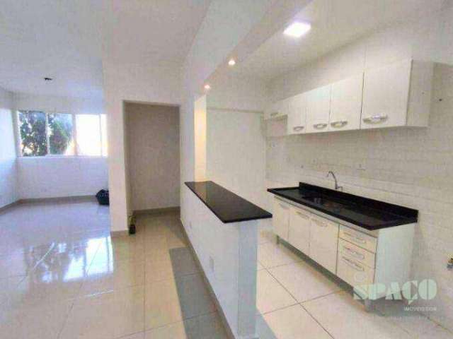 Apartamento com 2 dormitórios à venda, 69 m² por R$ 240.000,00 - Vila Bourghese - Pindamonhangaba/SP