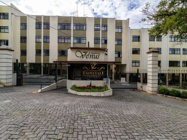 Prédio à venda na Rua Canadá, Bacacheri, Curitiba