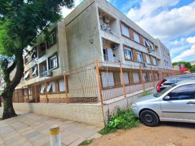 Lindo apartamento todo mobiliado, acolhedor, espaçoso e muito bem localizado, conta com &lt;BR&gt;3 dormitórios (1 suíte),  2 banheiros, 1 sala grande com um ar condicionado de 24000 Btus, Área de ser