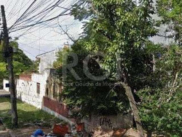 Terreno medindo 9,90 x33,00 m2 em excelente localização perto de todos os recursos do bairro.&lt;BR&gt;Venha conhecer!!