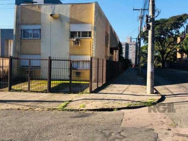 Apartamento de 1 dormitório, desocupado, sala, cozinha, área de serviço, banheiro social, apartamento  bem ensolarado, 36m² privativos, estacionamento no prédio, apenas 6 apartamentos, baixo custo con