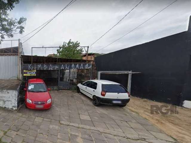 Terreno Aparício Borges&lt;BR&gt;Ótima terreno na Aparício Borges, &lt;BR&gt;Boa para Mecânica, Loja de carros,  etc...&lt;BR&gt;Onze metros de frente para a Aparício e extensão de 121 metros até os f