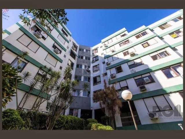 Apartamento 2 dormitórios, 60m² de área privativa, living dois ambientes com ar condiconado split, cozinha, área de serviços e dormitórios com móveis planejados, sendo o dormitório casal com ar condic