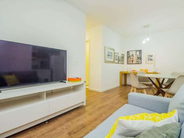 Amplo apartamento de 3 dormitórios mobiliado, condominio Reserva Ipanema &lt;BR&gt;Possui 3 dormitórios  com suíte, e mobiliado. cozinha completa, com todos os eletros e Juncker.  Uma vaga de garagem 