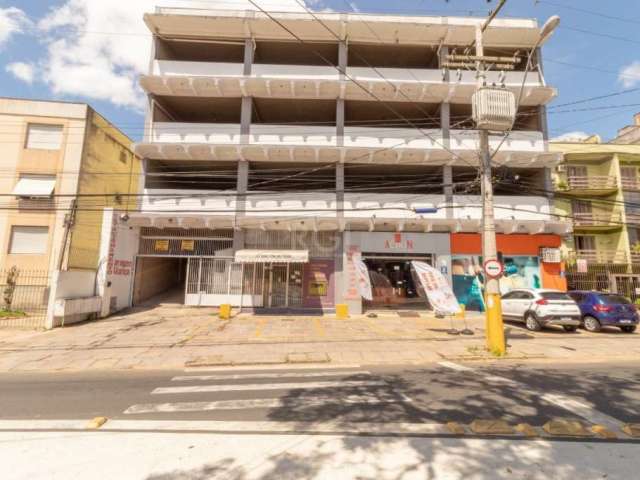 Prédio comercial com 1.700m² localizado no bairro Cristo Redentor. Localizado na Avenida Aliança e próximo a academias, bares, lancherias, restaurantes, supermercados, agências bancárias, escolas e ao