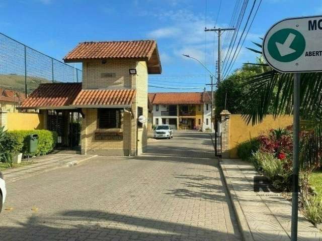 Terreno no Condomínio Ipanema Village, 5X14,45, plano,  com portaria 24 horas, piscina, playground, quadra poliesportiva, vaga para  visitante Junto ao terreno tem a possibilidade de comprar  uma  cas