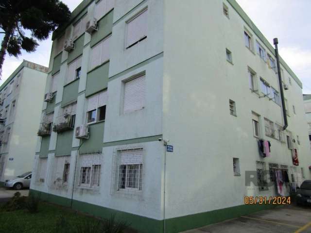 Apartamento de 2 dormitórios, de fundos, com muito sol, piso em porcelanato na sala e cozinha, banheiro social, e parquet nos dormitórios, 1 vaga de garagem Escriturada, 58, 98 metros privativos, taxa