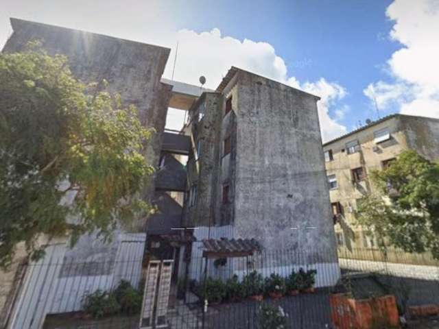 Excelente apartamento no bairro Restinga com 49,34 m² privativos, dois dormitórios, sala, cozinha, banheiro com box, lavanderia separada, bem ventilado totalmente reformado, vaga de garagem coberta e 