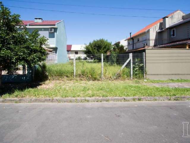 Terreno  com 200m² (8x25) em excelente localização. Próximo a toda infra estrutura do bairro como: supermercado, farmácia, padaria, posto de gasolina, transporte coletivo e escolas. Estuda proposta