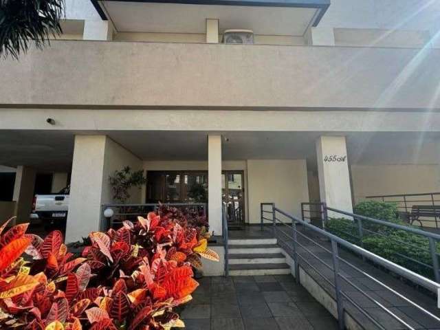 Apartamento à venda em Porto Alegre&lt;BR&gt;&lt;BR&gt;Ótimo apartamento à venda na rua Lopo Gonçalves, no bairro Cidade Baixa em Porto Alegre. Com 75m² de área privativa e 80m² de área total. Localiz