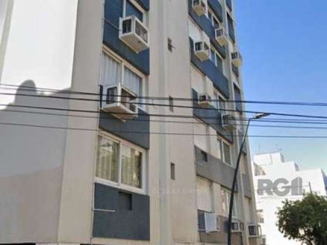 Apartamento de 1 dormitório com  living com frente para rua Vasco Alves, cozinha e área de serviço, banheiro amplo, orientação solar leste, imóvel arejado e iluminado. 45,39 metros privativos, sol da 