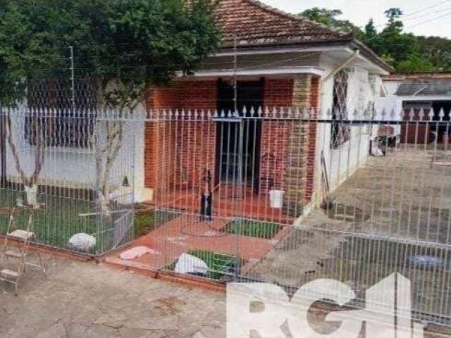 Casa à venda com 100m², 2 quartos e 4 vagas. Rua Sezefredo Inácio de Oliveira no bairro Passo das Pedras&lt;BR&gt;&lt;BR&gt;Imóvel amplo à venda com 2 quartos e 1 banheiro. Este imóvel está bem equipa