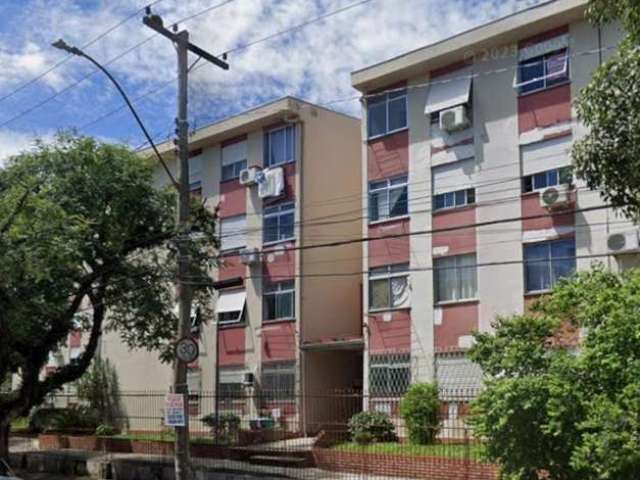 Apartamento com 2 dormitórios, amplo living, banheiro social, condomínio com  boa infra, portaria 24 horas, playground, salão de festas, quadra de esportes, condomínio de baixo custo. ótima localizaçã