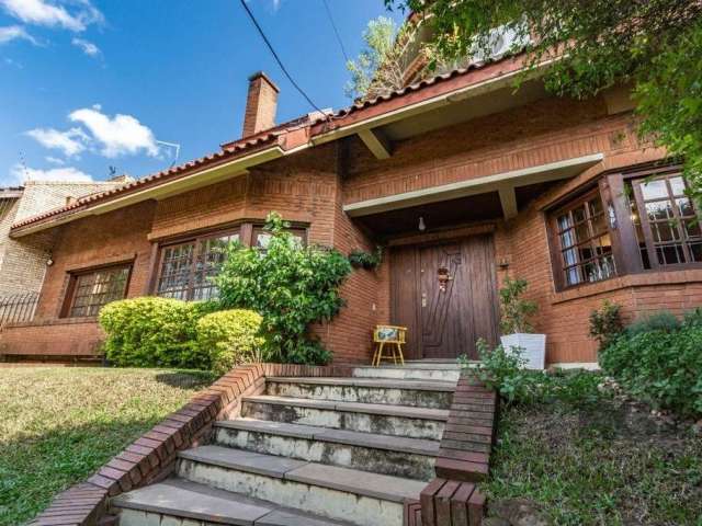 OPORTUNIDADE VENDE CASA MARAVILHOSA NO MELHOR BAIRRO DE PORTO ALEGRE&lt;BR&gt;Oportunidade imperdível para famílias que buscam o melhor em conforto e lazer! Boletto Imóveis apresenta esta magnífica ca