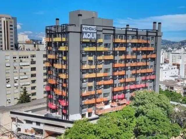 Apartamento 1quarto , cozinha e área de serviço integradas. Living com estar e jantar, 1 banheiro e vaga simples, proteção para máquina split.&lt;BR&gt;&lt;BR&gt;Empreendimento onde a sofisticação do 