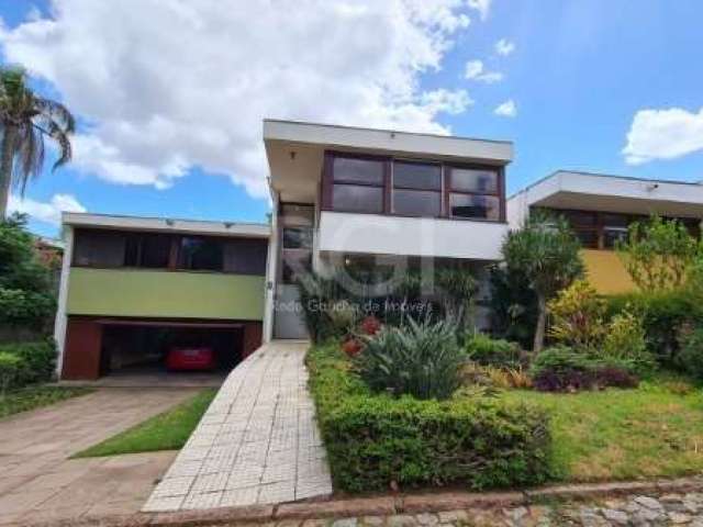 Casa Condominio para Venda - 300m², 4 dormitórios, sendo 1 suites, 2 vagas - Santa Tereza - Casa excepcional em condomínio, vista para o rio, ensolarada, designer arquitetônico fantástico, 04 dormitór