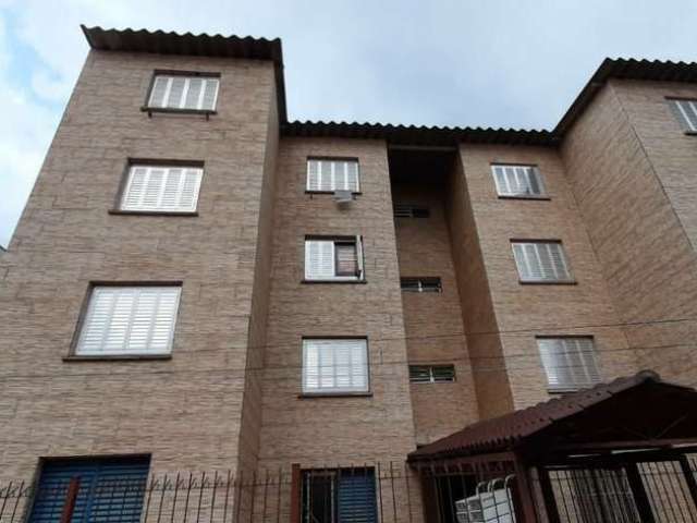 Apartamento de 2 dormitórios, totalmente reformado, 3º andar, living de 2 ambientes, banheiro social, cozinha e área de serviço. Peças muito amplas, bem iluminadas e ventiladas, condomínio de baixa cu