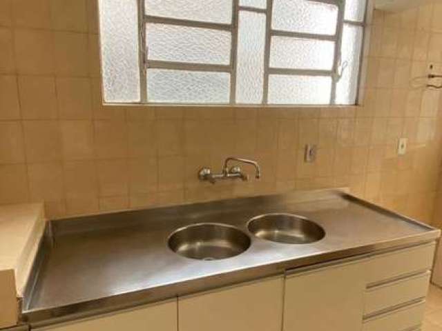 APARTAMENTO 3 DORMITÓRIOS WC AUXILIAR - &lt;BR&gt;&lt;BR&gt;&lt;BR&gt;apartamento Fundos com vista, sendo 3 dormitórios, 2 banheiros, sala 2 ambientes,  cozinha, área de serviço, wc serviço.&lt;BR&gt;