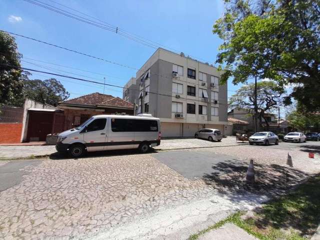 Apartamento 1 dormitório com vaga no Jardim São Pedro&lt;BR&gt;Belíssimo apartamento reformado e semi-mobiliado, com 1 dormitório e vaga de garagem. Ar condicionado inverter instalado, banheiro e cozi