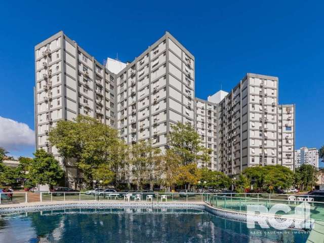 Apartamento com 3 dormitórios amplos, sala e cozinha amplas, com 1 vaga de garagem, no empreendimento Quinta da Boa Vista, construção clássica do bairro.&lt;BR&gt;&lt;BR&gt;Muito bem localizado na Av.