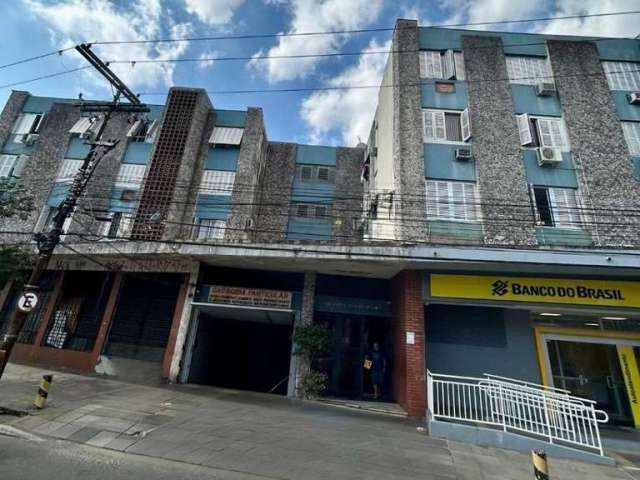 Apartamento com localização privilegiada na Av. Assis Brasil, ao lado do Bourbon.&lt;BR&gt;&lt;BR&gt;O mobiliado conta com 01 dormitório, 01 banheiro, sala de estar e cozinha com eletrodomésticos já i