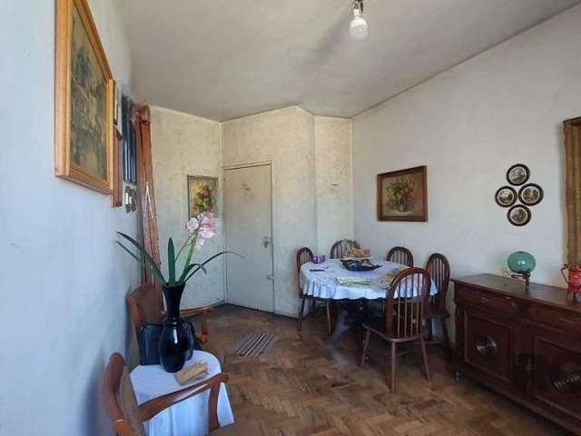 Apartamento de 2 dormitório, com sacada, banheiro auxiliar, 66m² de área privativa, frente para a rua Visconde do Rio Branco, sol da manhã, ótima localização, entre a Farrapos e a Cristovão Colombo.