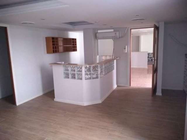 Excelente conjunto de salas (03 salas)lado a lado, com 153 m2 total privativo,