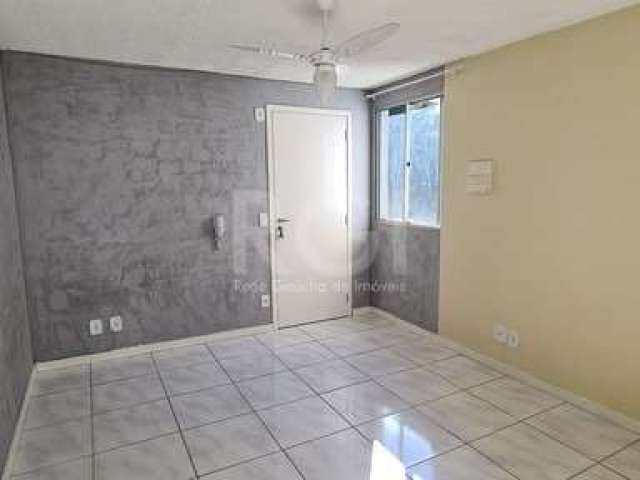 Ótimo apartamento todo reformado, de 2 dormitórios, vaga e infra. Possui living amplo, cozinha conceito aberto integrada com o living, 2 dormitórios e banheiro com box de vidro. Todo em piso cerâmico.