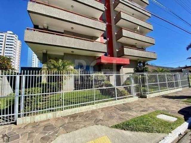 Apartamento localizado á 3 quadras do mar o imóvel possui 2 dormitórios (sendo 1 suíte) mais dependência, sala estar e jantar, lavabo, banheiro social, sacada e churrasqueira, área de serviço e 01 vag