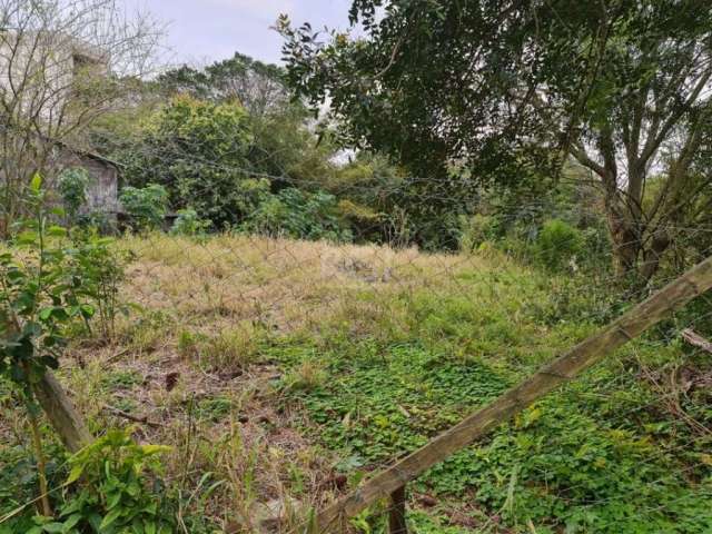 Excelente oportunidade terreno plano  medindo 22 x 61,60 , em rua sem saída , em zona residencial rua tranquila , asfaltada ideal para construção de condomínio o lote tem a possibilidade e viabilidade