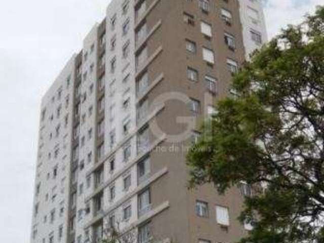 Apartamento 03 dormitórios transformado em 02, sendo um com  suíte, living estendido, banheiro social, 1 vaga escriturada. Condomínio com infra estrutura (salão de festas, playground, portaria 24h). P