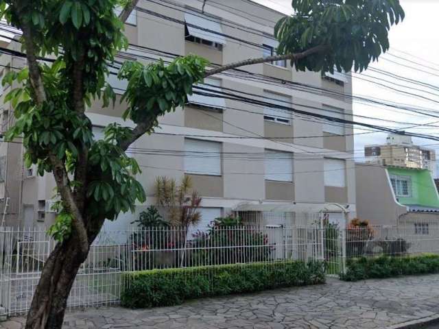 Apartamento mobiliado de 01 dormitório no Bairro Santana. Com sala, cozinha conjugada com área de serviço e banheiro. Possui 3 lances de escada, prédio pequeno, com baixo custo condominial. Cozinha eq