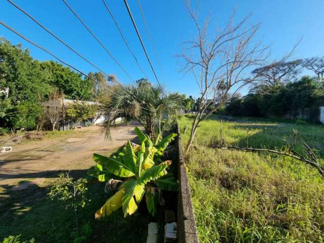 Terreno na avenida Coronel Marcos medindo 11 de frente por 100 de comprimento.&lt;BR&gt;Opção de comprar terreno ao lado com a mesma medida.&lt;BR&gt;&lt;BR&gt;Entre em contato para maiores informaçõe