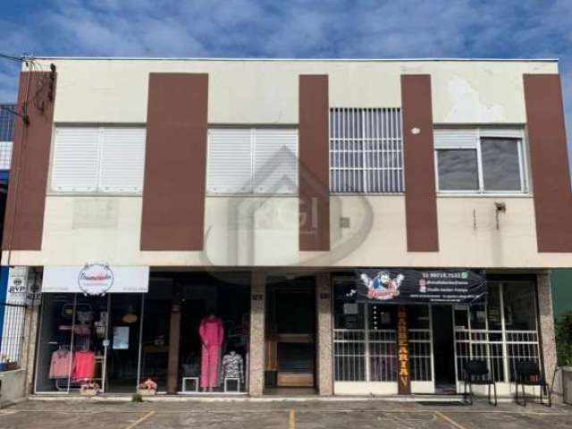 Ótimo apartamento em condomínio fechado, com 1 dormitório, banheiro, sala e cozinha. Localizado no bairro Cristal, próximo ao Barra Shopping Sul. Agende já sua visita!