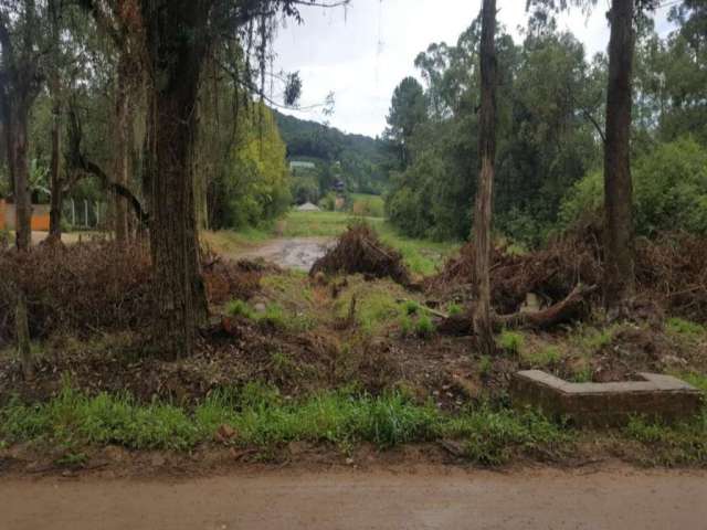 Maravilhosa área de um hectar  e meio no bairro Lami, Zona Sul de Porto Alegre. Pronto para construir. Agende já sua visita e venha conferir!