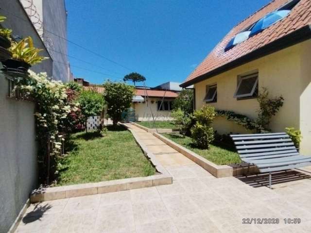 Casa com 4 quartos à venda no São Francisco, Curitiba , 319 m2 por R$ 1.830.000